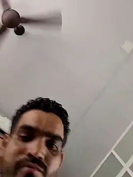 indianguy89 online show from 05-07-26, 06:41