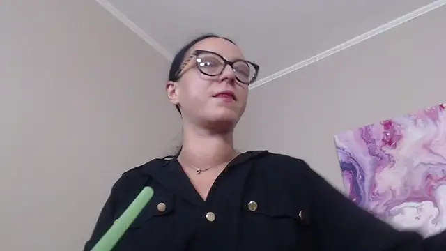 Snapshot of IzabelllNoir chatting on 06-28-26, 03:45 IzabelllNoir online show from 06-28-26, 03:45