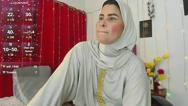 AishaAmin  online show from 05-11-26, 04:04