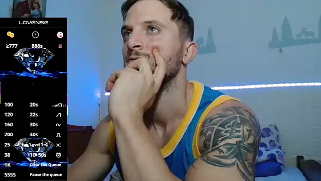 Snapshot of cuple_hoot_ chatting on 10-04-25, 03:32 cuple hoot online show from 10-04-25, 03:32