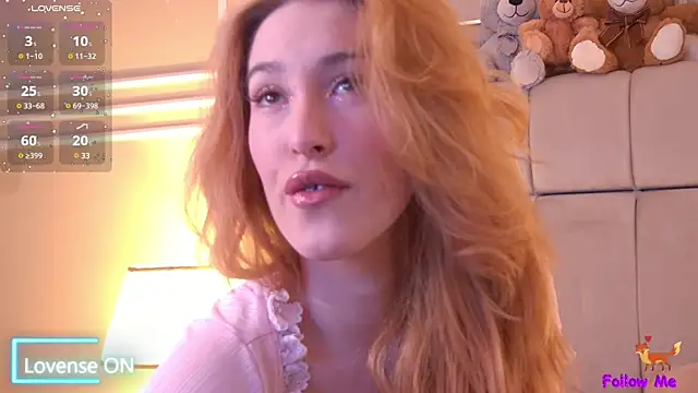 Snapshot of SerenaBennet chatting on 02-06-25, 05:57 SerenaBennet online show from 02-06-25, 05:57