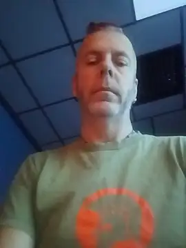 Snapshot of SHARPSkinhead chatting on 07-23-26, 06:55 SHARPSkinhead online show from 07-23-26, 06:55