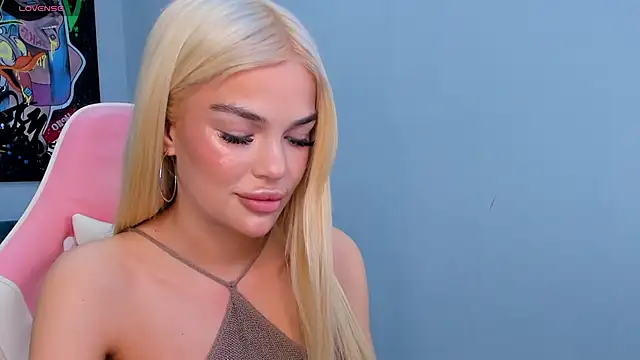 Snapshot of Angel_Sapphire_ chatting on 03-01-25, 03:49 Angel Sapphire online show from 03-01-25, 03:49