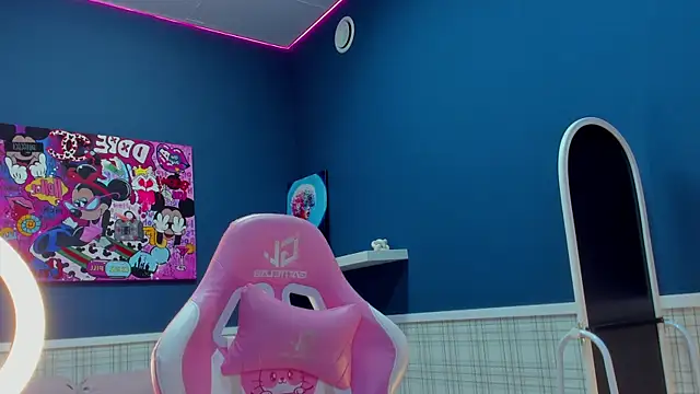 Snapshot of Angel_Sapphire_ chatting on 04-07-26, 03:23 Angel Sapphire online show from 04-07-26, 03:23