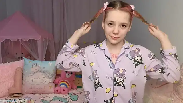 Snapshot of PrincessLittleKiki chatting on 04-25-26, 07:11 PrincessLittleKiki online show from 04-25-26, 07:11
