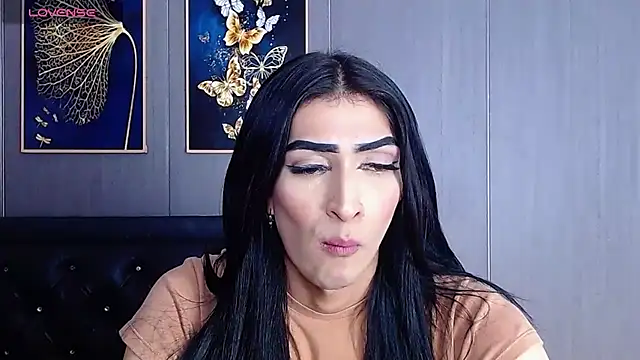 Snapshot of Evelynn_sex_ chatting on 12-16-24, 05:33 Evelynn sex online show from 12-16-24, 05:33