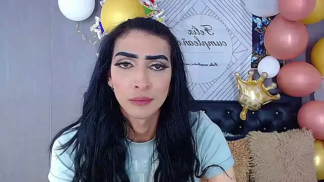 Snapshot of Evelynn_sex_ chatting on 01-11-25, 01:22 Evelynn sex online show from 01-11-25, 01:22