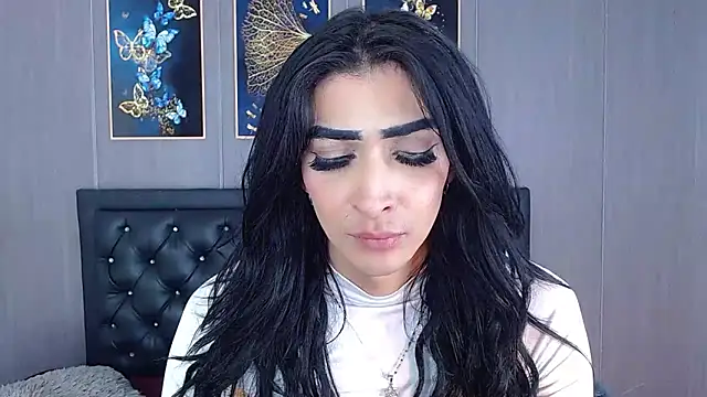 Snapshot of Evelynn_sex_ chatting on 01-21-25, 01:22 Evelynn sex online show from 01-21-25, 01:22