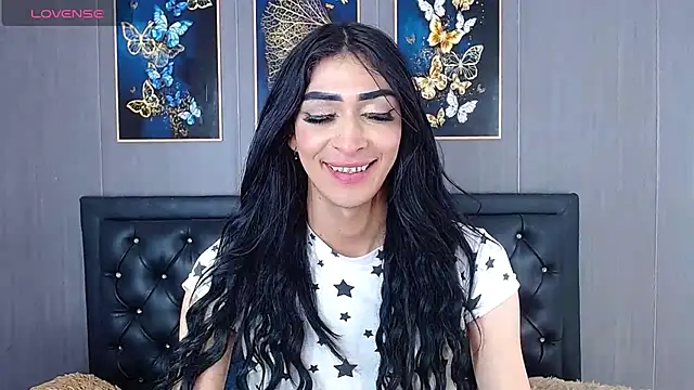 Snapshot of Evelynn_sex_ chatting on 02-03-25, 01:40 Evelynn sex online show from 02-03-25, 01:40