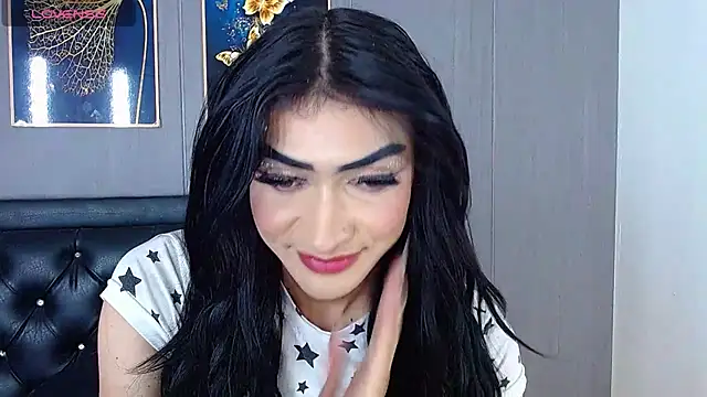 Snapshot of Evelynn_sex_ chatting on 02-03-25, 06:39 Evelynn sex online show from 02-03-25, 06:39