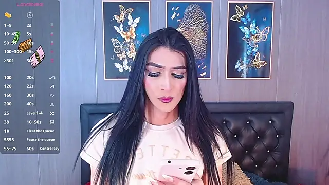 Snapshot of Evelynn_sex_ chatting on 03-19-25, 02:13 Evelynn sex online show from 03-19-25, 02:13
