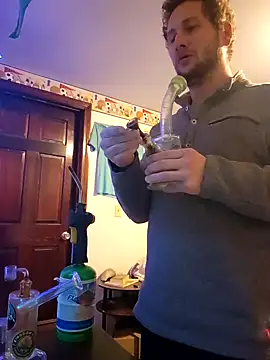 Snapshot of Seymour93 chatting on 12-30-24, 08:58 Seymour93 online show from 12-30-24, 08:58