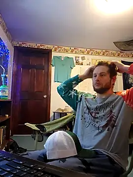 Snapshot of Seymour93 chatting on 01-09-25, 03:01 Seymour93 online show from 01-09-25, 03:01