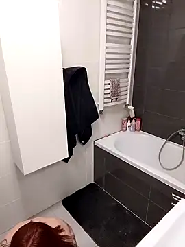 divine eve online show from 12-14-25, 10:47