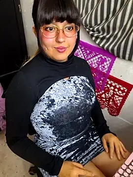 Derry Cooper online show from 11-05-25, 02:44