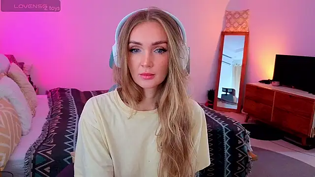 PrincessVS online show from 11-08-25, 04:01