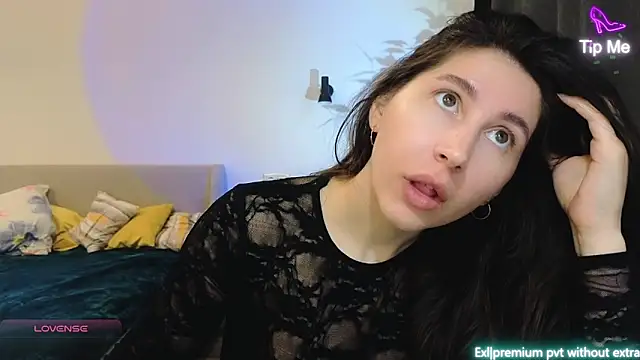 marrycolins online show from 03-27-26, 03:12