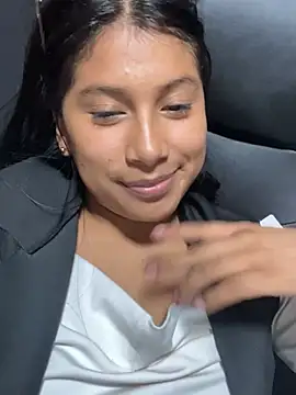 Snapshot of LinnaGardenia chatting on 12-26-24, 10:52 LinnaGardenia online show from 12-26-24, 10:52