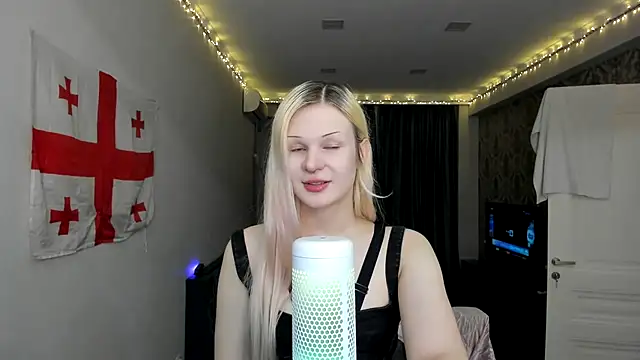 sashakiss99 online show from 01-31-25, 04:27