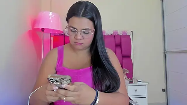 Gabriela Brown online show from 01-17-25, 04:04