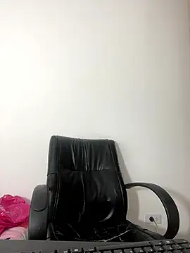 Alanna atm  online show from 01-08-26, 03:58