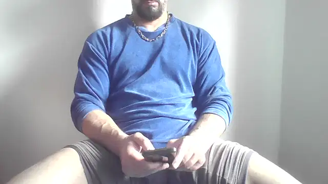 Snapshot of fl3xxx1 chatting on 03-05-26, 11:17 fl3xxx1 online show from 03-05-26, 11:17