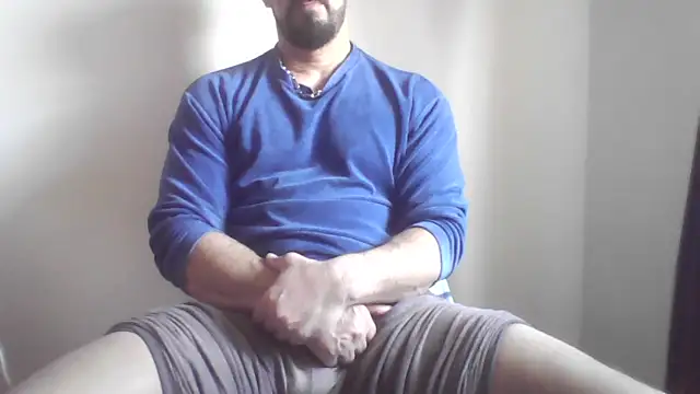 Snapshot of fl3xxx1 chatting on 03-07-26, 10:45 fl3xxx1 online show from 03-07-26, 10:45