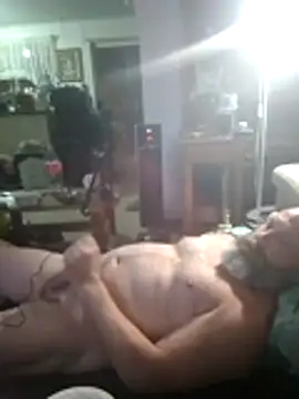 iambradz online show from 11-05-25, 01:33