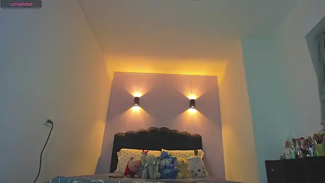 Sofia Clauss  online show from 03-23-26, 05:00