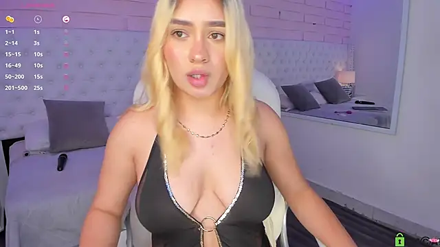 Yaaky  online show from 12-24-24, 04:55