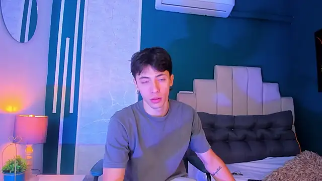 Snapshot of AlessandroDybala chatting on 01-17-26, 12:21 AlessandroDybala online show from 01-17-26, 12:21