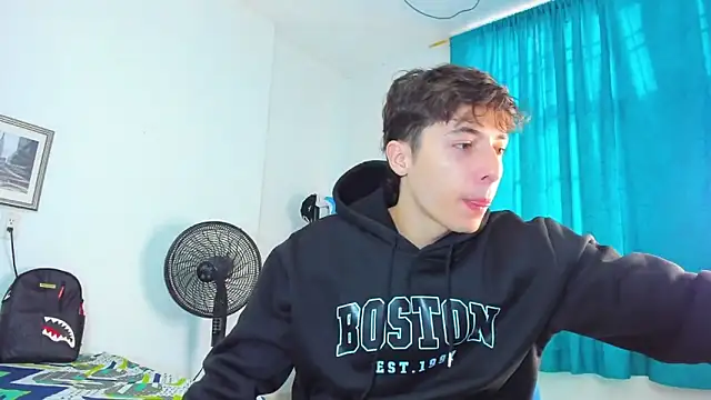 Snapshot of AlessandroDybala chatting on 02-13-26, 01:07 AlessandroDybala online show from 02-13-26, 01:07