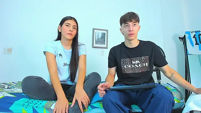 Snapshot of AlessandroDybala chatting on 02-14-26, 12:13 AlessandroDybala online show from 02-14-26, 12:13