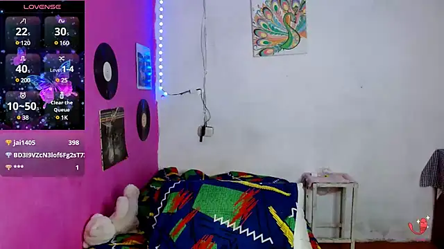 sensitive brunette online show from 01-14-25, 11:16