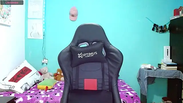 sensitive brunette online show from 02-27-26, 01:49