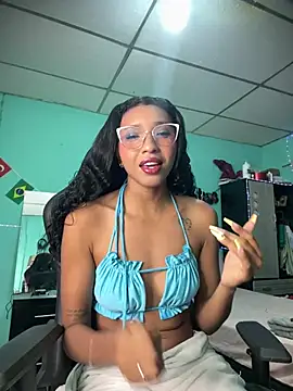sensitive brunette online show from 07-12-26, 02:02