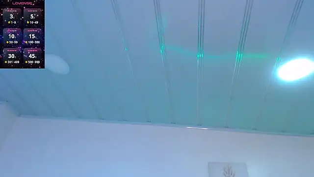 candy lux  online show from 04-16-26, 01:56