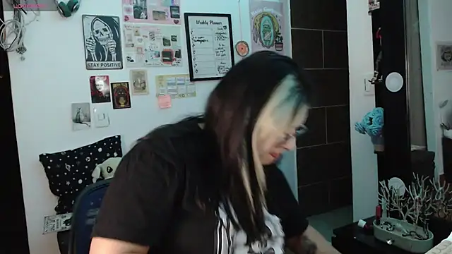 mollyshake1 online show from 09-23-25, 05:54