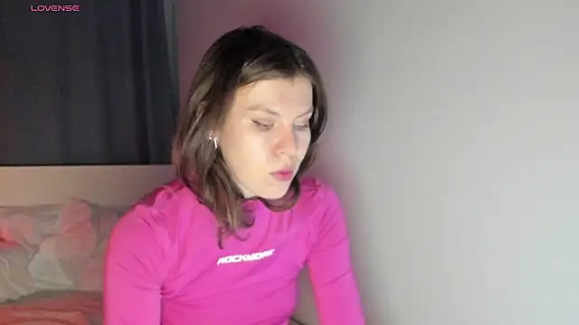 Snapshot of fifth_element chatting on 02-04-25, 10:45 fifth element online show from 02-04-25, 10:45