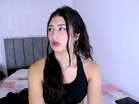 nataly red online show from 12-15-24, 04:37