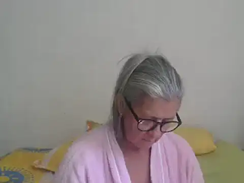 candy mature  online show from 01-16-25, 04:18