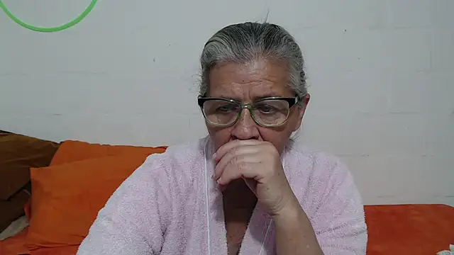 candy mature  online show from 12-19-25, 10:28