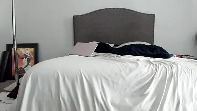 yiauana online show from 10-03-25, 10:45