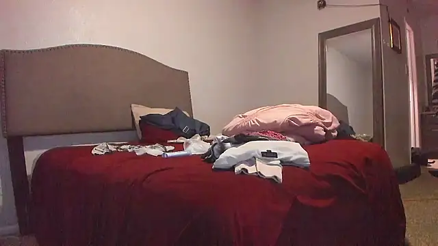 yiauana online show from 02-11-26, 12:37