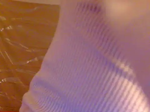 HeyyImHarlowe online show from 12-24-24, 06:33