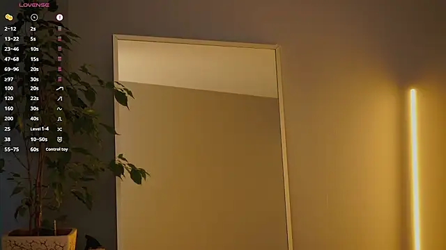 Ester Hill online show from 02-25-26, 03:38