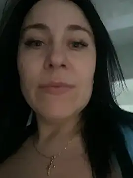 Snapshot of CuteNata chatting on 02-04-25, 01:06 CuteNata online show from 02-04-25, 01:06