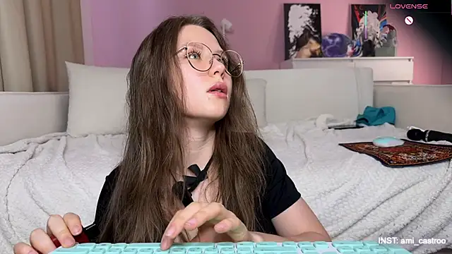 Ameliia castro online show from 03-06-26, 05:48