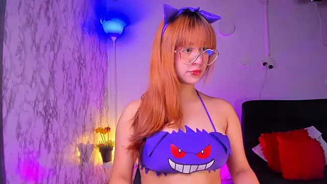 chloe blue online show from 11-22-25, 11:20