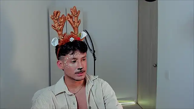 dimitri targaryen online show from 12-19-24, 02:23